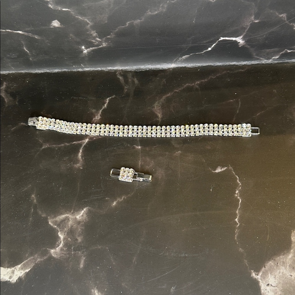 Swarovski Elegant Silver Bracelet